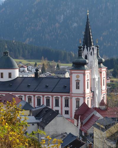 The Mariazell basilica above the town
