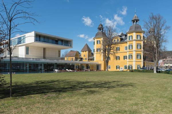Schloss Velden