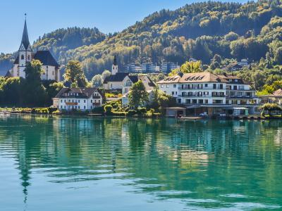 The pilgrimage church of Maria Wörth on its peninsula in Lake Wörthersee