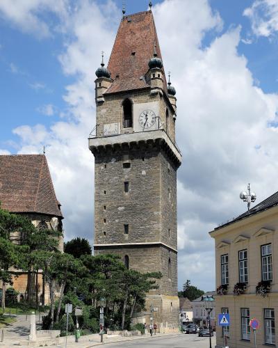 The medieval defence tower (Wehrturm) of Perchtoldsdorf