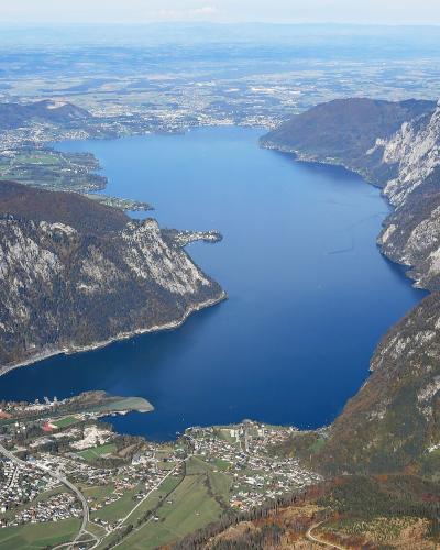 Aerial view of Traunsee lake with the Traunstein mountain and Gmunden, Salzkammergut