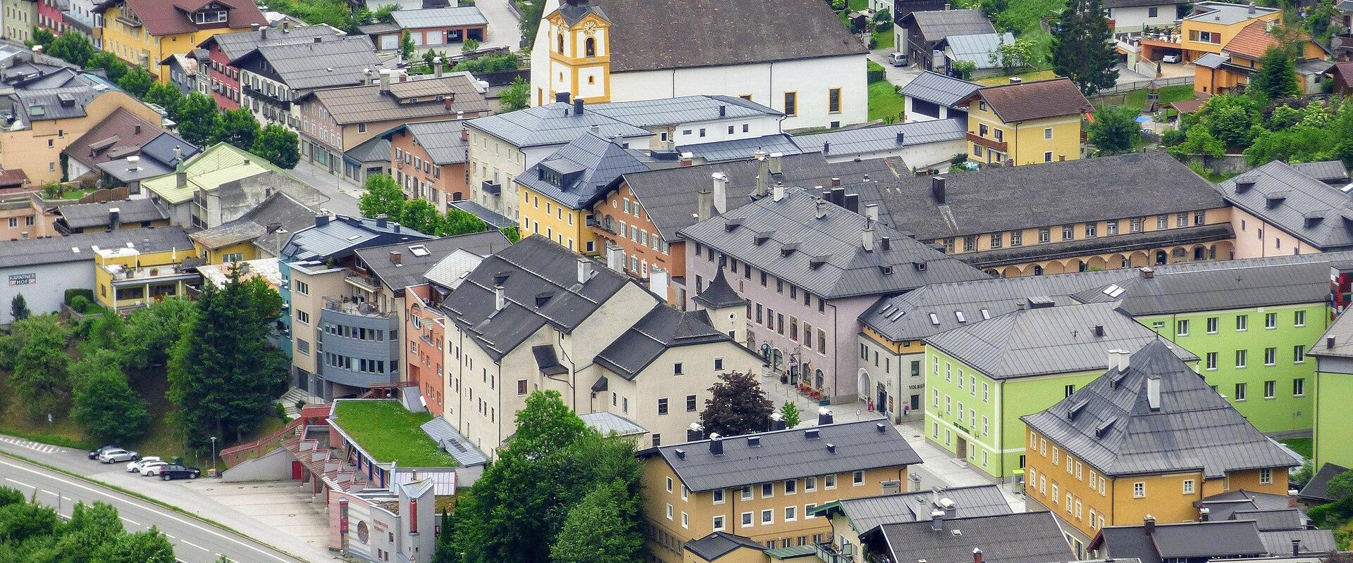 Werfen Town Center