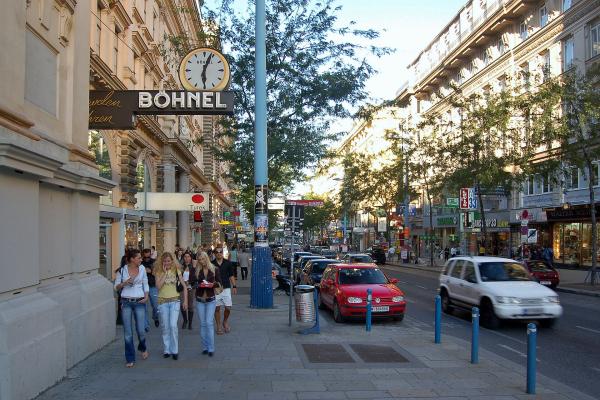 Mariahildferstraße (shopping Street)